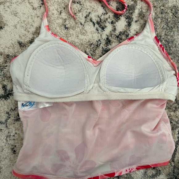 Malibu swim top, medium - Picture 4 of 5
